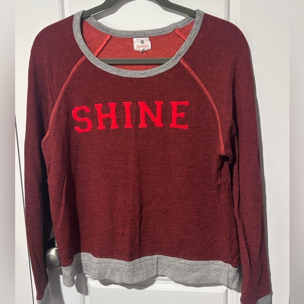 Sundry Cozy Shine Sweatshirt Lightweight. Size 2 (medium)